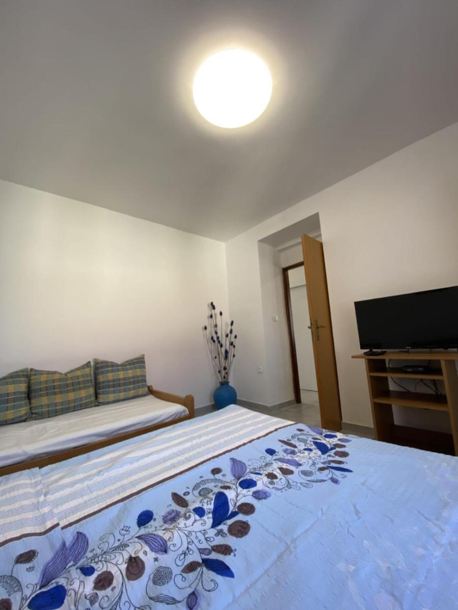 Apartmani Radosav Šilo Eksteriør billede