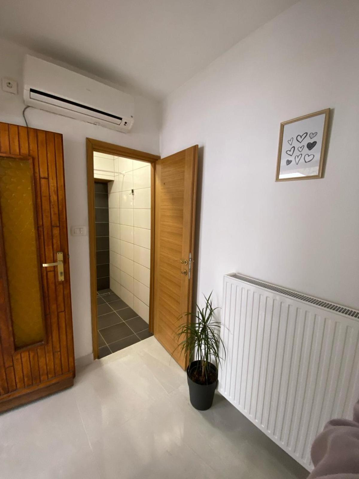 Apartmani Radosav Šilo Eksteriør billede